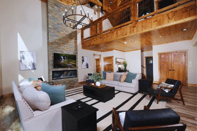 Stay with Colonial Properties for Large Cabin Rentals in Gatlinburg, TN